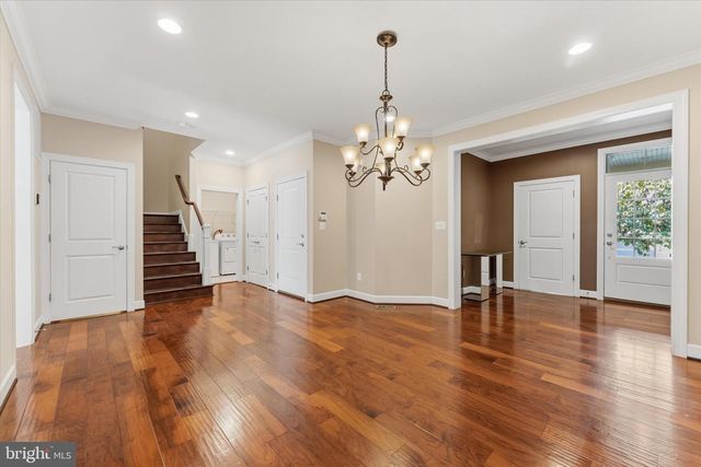 44237 SILVERPALM GROVE TER, Leesburg, VA 20176
