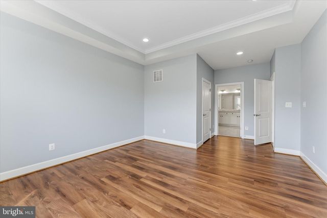 44237 SILVERPALM GROVE TER, Leesburg, VA 20176