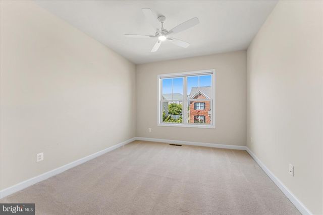 44237 SILVERPALM GROVE TER, Leesburg, VA 20176