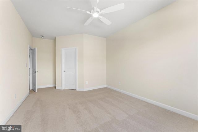 44237 SILVERPALM GROVE TER, Leesburg, VA 20176