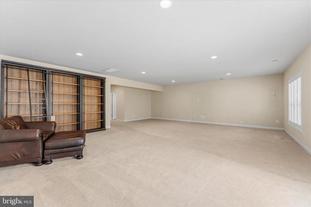 44237 SILVERPALM GROVE TER, Leesburg, VA 20176