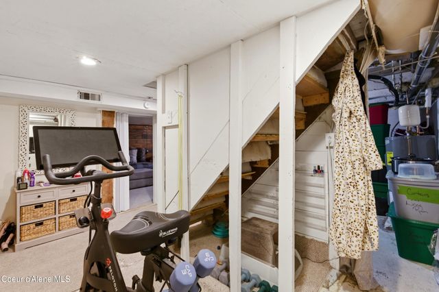 930 N 7th ST, Coeur D'alene, ID 83814