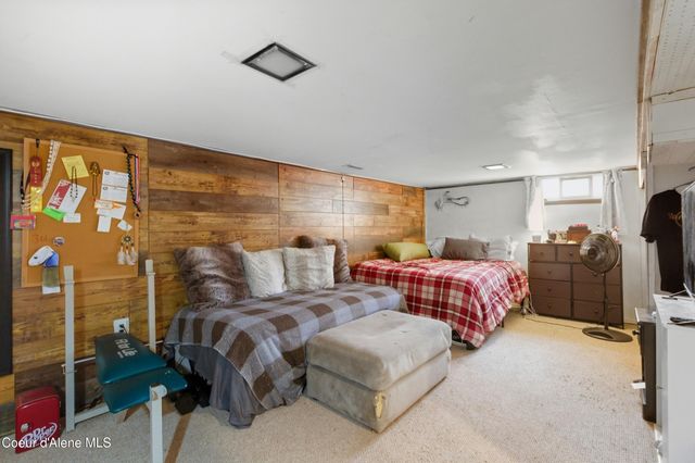 930 N 7th ST, Coeur D'alene, ID 83814