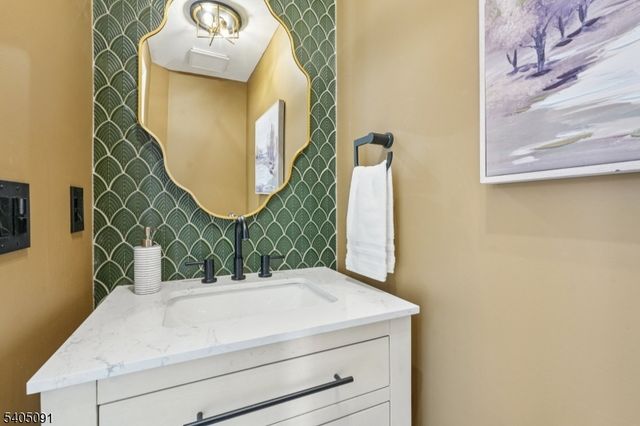 157 Clarken Dr, West Orange Twp., NJ 07052