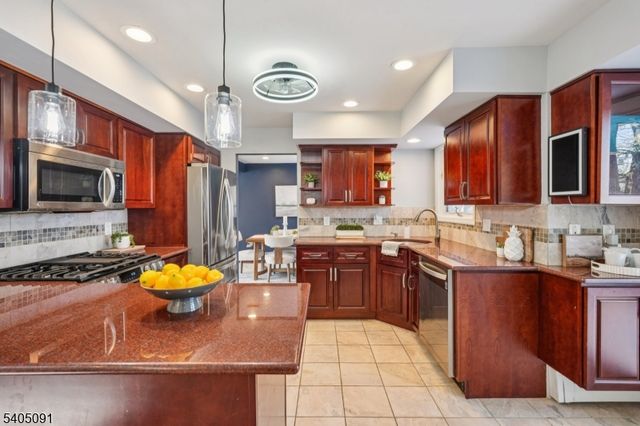 157 Clarken Dr, West Orange Twp., NJ 07052