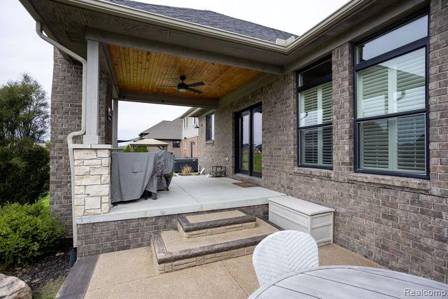 49389 Monarch Drive, Macomb, MI 48044