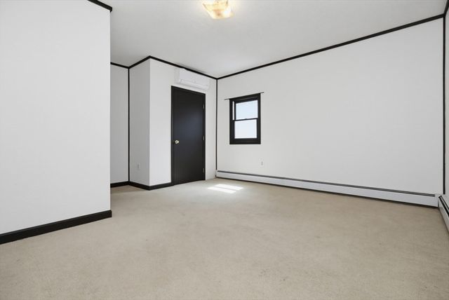 71 Box Pond Dr, Bellingham, MA 02019