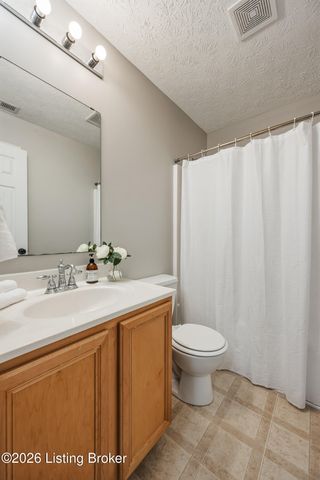 2303 Esther Way, La Grange, KY 40031