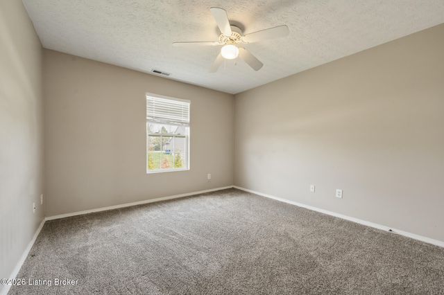 2303 Esther Way, La Grange, KY 40031