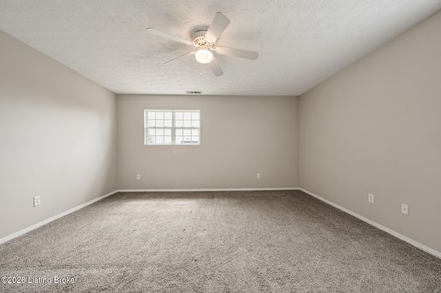 2303 Esther Way, La Grange, KY 40031