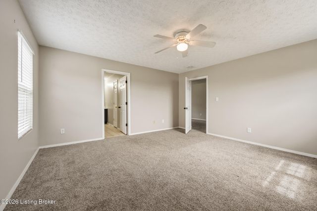 2303 Esther Way, La Grange, KY 40031