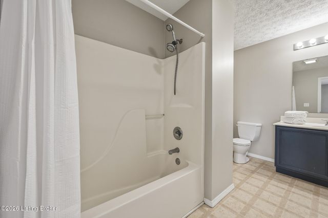 2303 Esther Way, La Grange, KY 40031