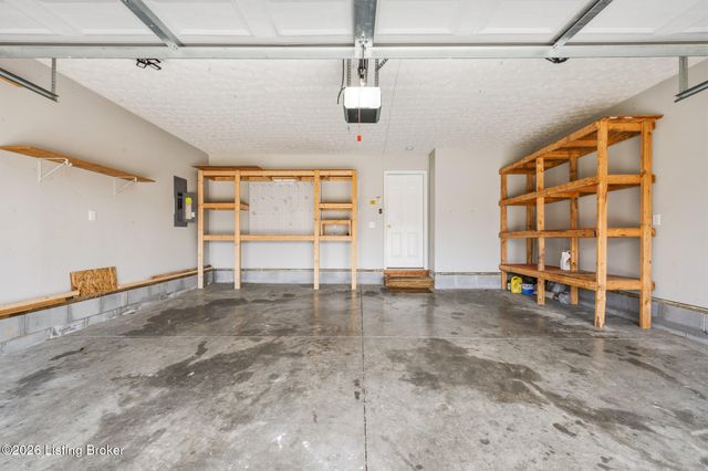 2303 Esther Way, La Grange, KY 40031