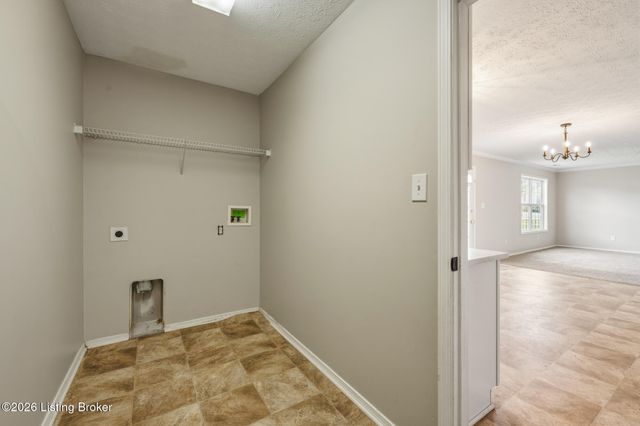 2303 Esther Way, La Grange, KY 40031