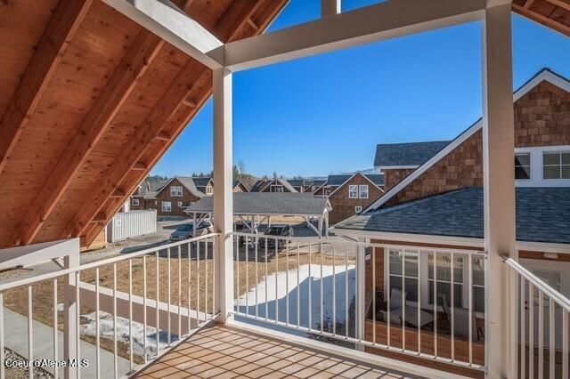 34 Hitchcock Dr, Dover, ID 83825