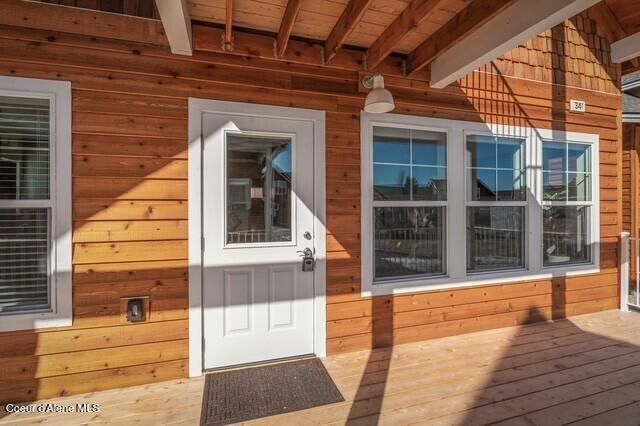 34 Hitchcock Dr, Dover, ID 83825