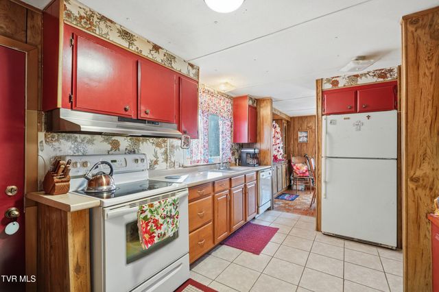 226 Robinette Chapel Road, Big Stone Gap, VA 24219