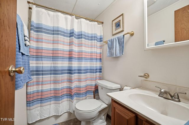 226 Robinette Chapel Road, Big Stone Gap, VA 24219