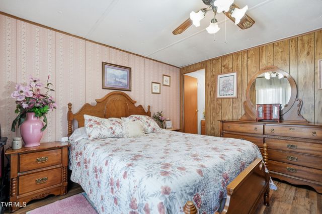 226 Robinette Chapel Road, Big Stone Gap, VA 24219