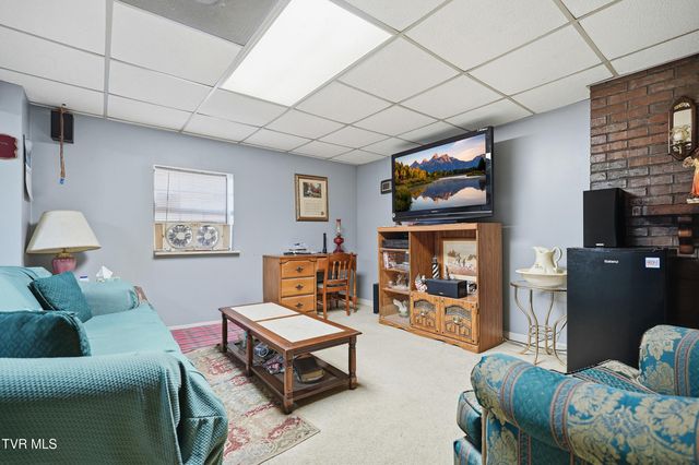 226 Robinette Chapel Road, Big Stone Gap, VA 24219