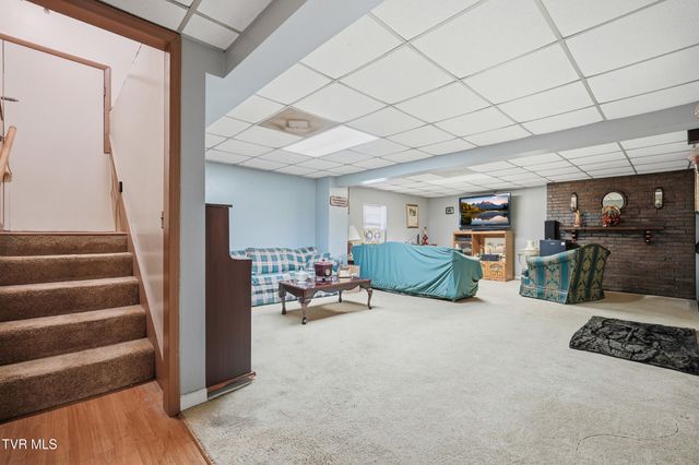 226 Robinette Chapel Road, Big Stone Gap, VA 24219