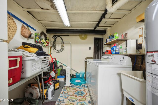 226 Robinette Chapel Road, Big Stone Gap, VA 24219