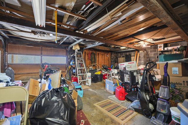 226 Robinette Chapel Road, Big Stone Gap, VA 24219