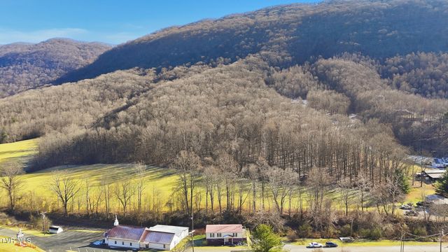 226 Robinette Chapel Road, Big Stone Gap, VA 24219