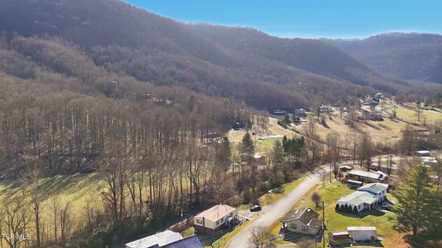 226 Robinette Chapel Road, Big Stone Gap, VA 24219