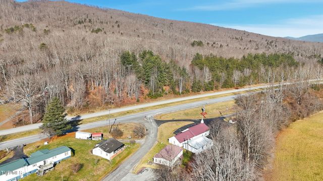 226 Robinette Chapel Road, Big Stone Gap, VA 24219