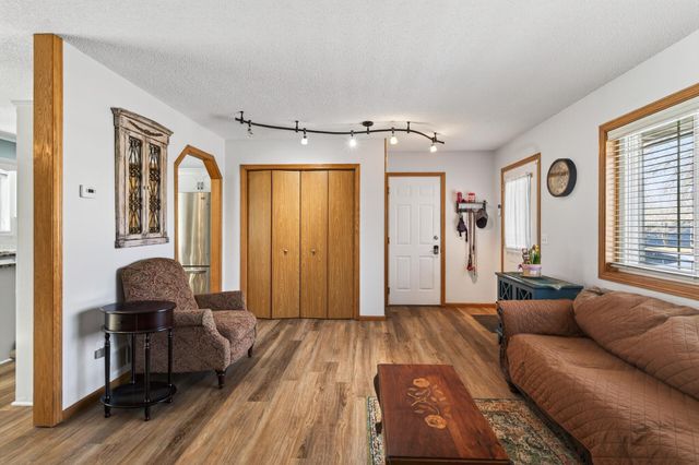 409 Heights Road NW, Saint Michael, MN 55376