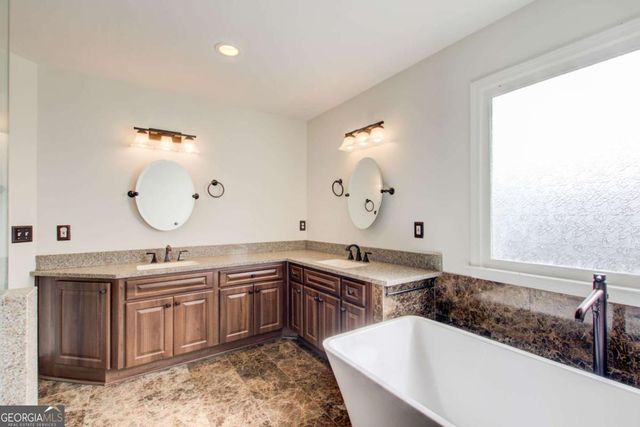 1039 Avery Creek Drive, Woodstock, GA 30188