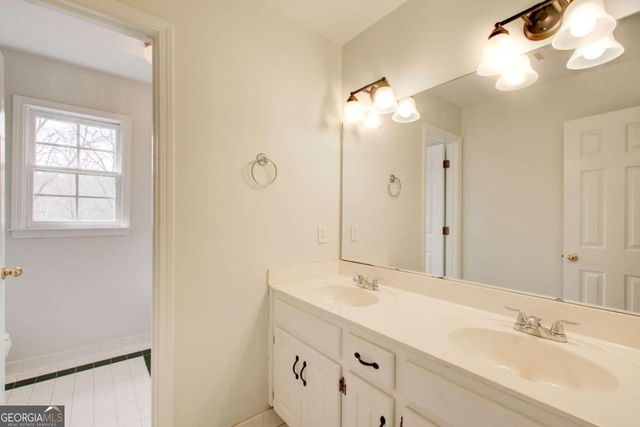 1039 Avery Creek Drive, Woodstock, GA 30188