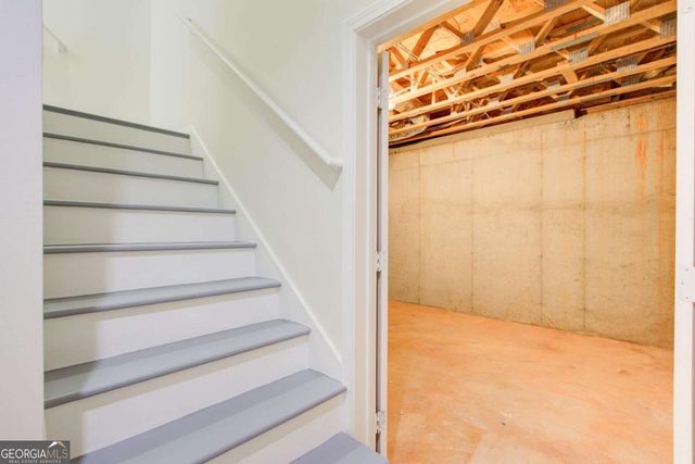 1039 Avery Creek Drive, Woodstock, GA 30188