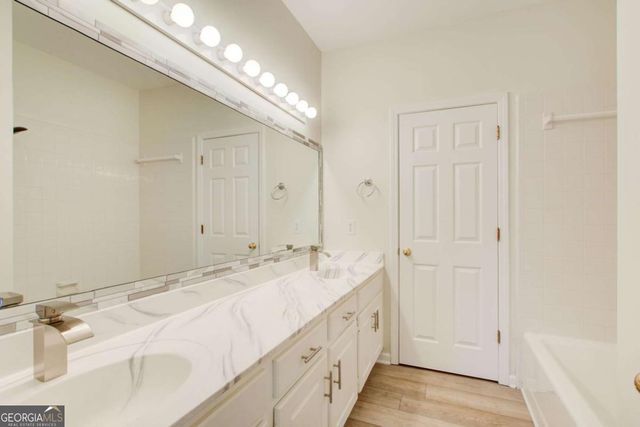 1039 Avery Creek Drive, Woodstock, GA 30188