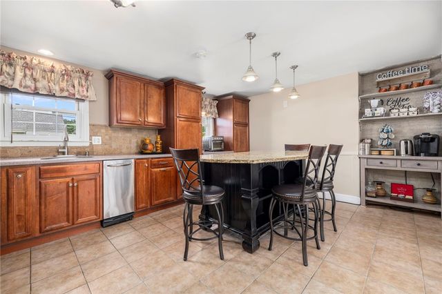 11 Nickerson Street, Cranston, RI 02910