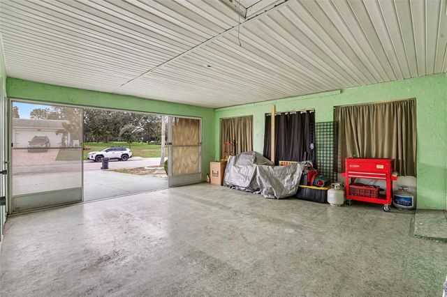 385 CLUB MANOR DRIVE, Sun City Center, FL 33573