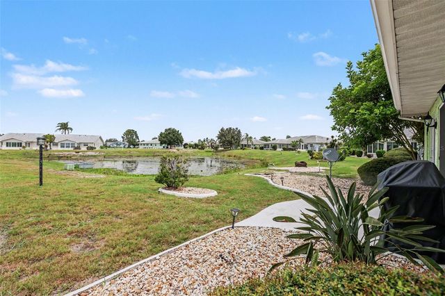 385 CLUB MANOR DRIVE, Sun City Center, FL 33573