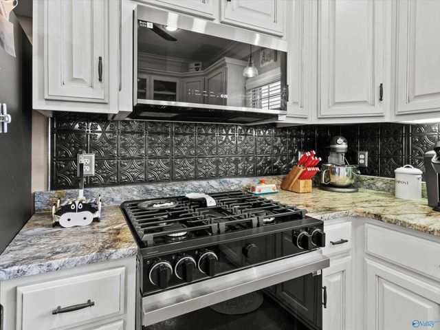 7875 Snake Road, Athens, AL 35611