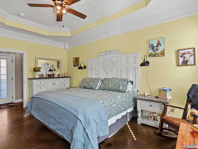 7875 Snake Road, Athens, AL 35611