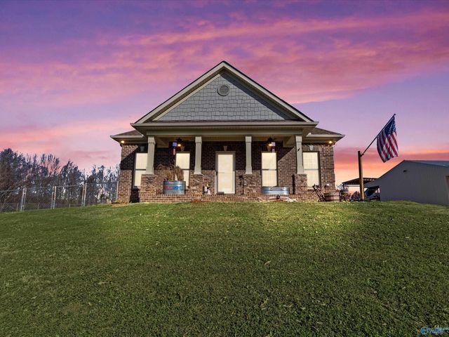 7875 Snake Road, Athens, AL 35611