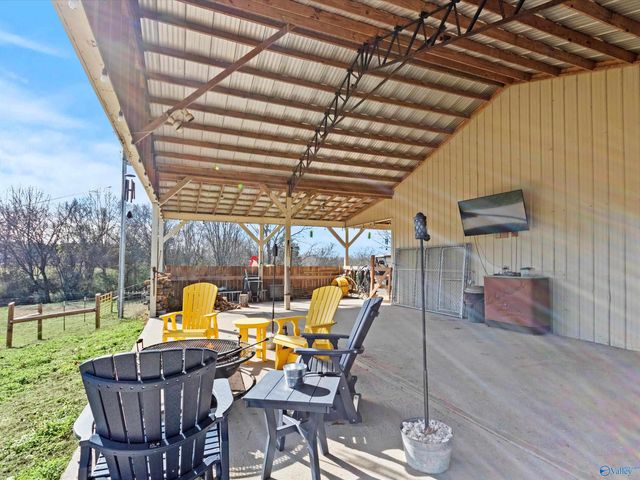 7875 Snake Road, Athens, AL 35611