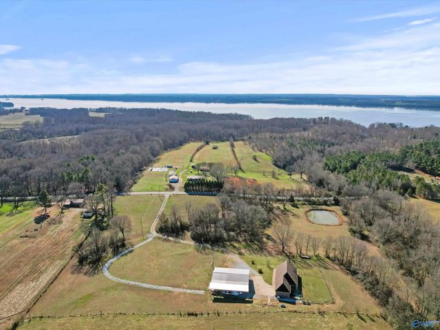 7875 Snake Road, Athens, AL 35611