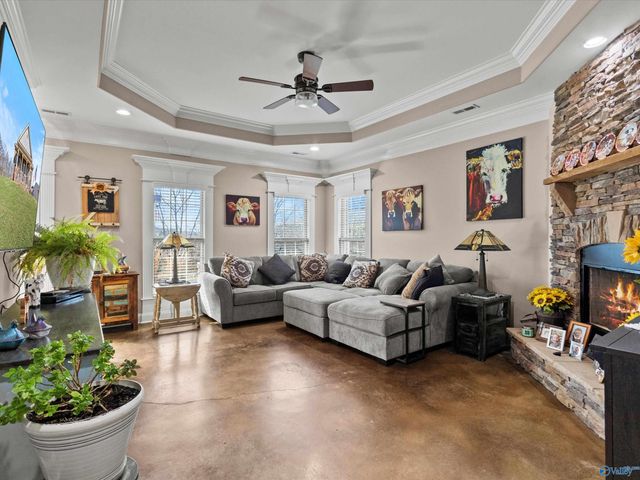 7875 Snake Road, Athens, AL 35611