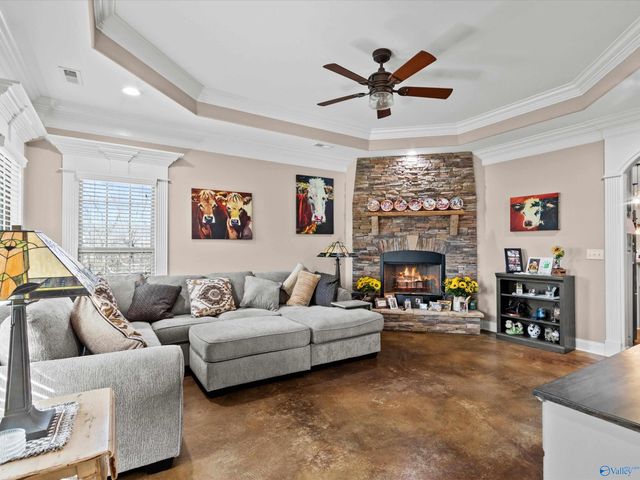 7875 Snake Road, Athens, AL 35611