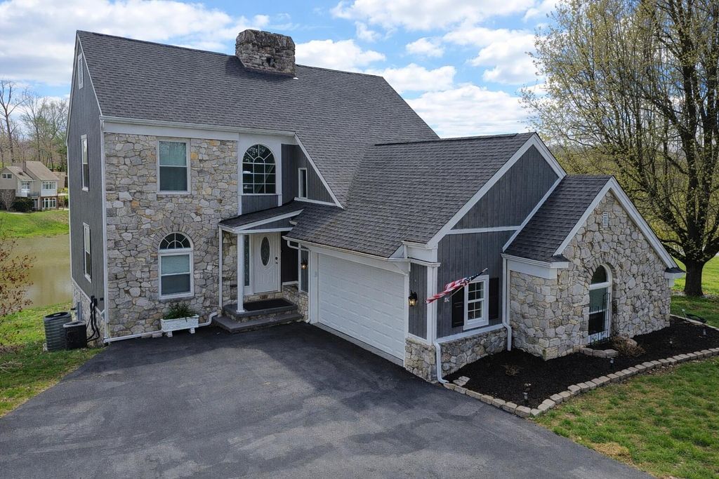 3002 Woodland Lane, Corbin, KY 40701