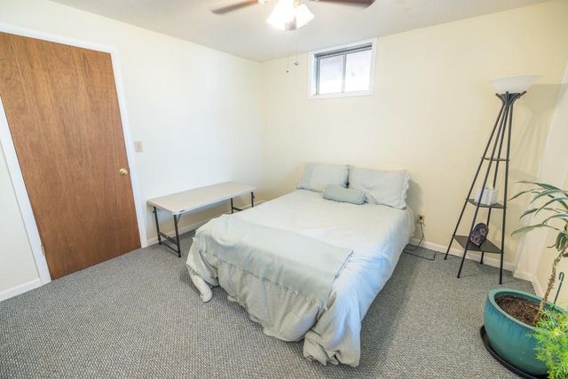 25594 Hidden Valley Avenue, Warsaw, MO 65355