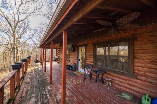 25594 Hidden Valley Avenue, Warsaw, MO 65355