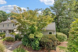 23 Fifer Ln 23, Lexington, MA 02420