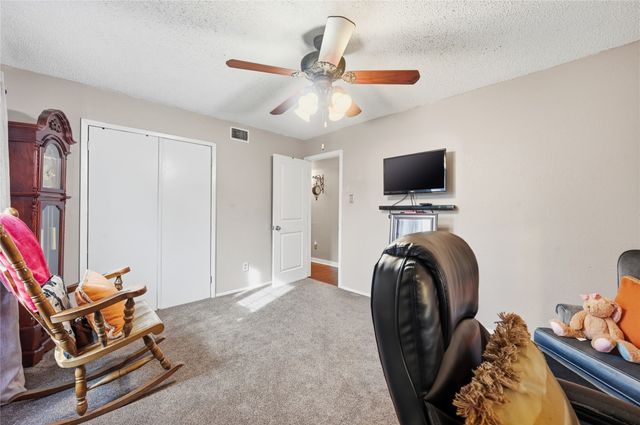 6805 Wagonet Road, Forest Hill, TX 76140